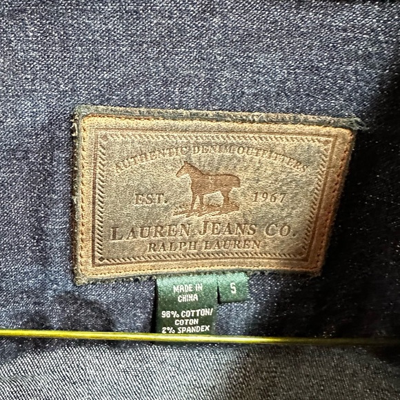 Women’s Vintage Ralph Lauren Dark Blue Denim Jacket Gold Hardware Small Mint!! - Picture 2 of 6